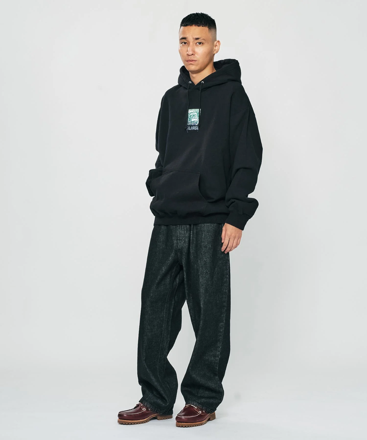XLARGE × IT'S A LIVING PULLOVER HOODED SWEAT - Image 20
