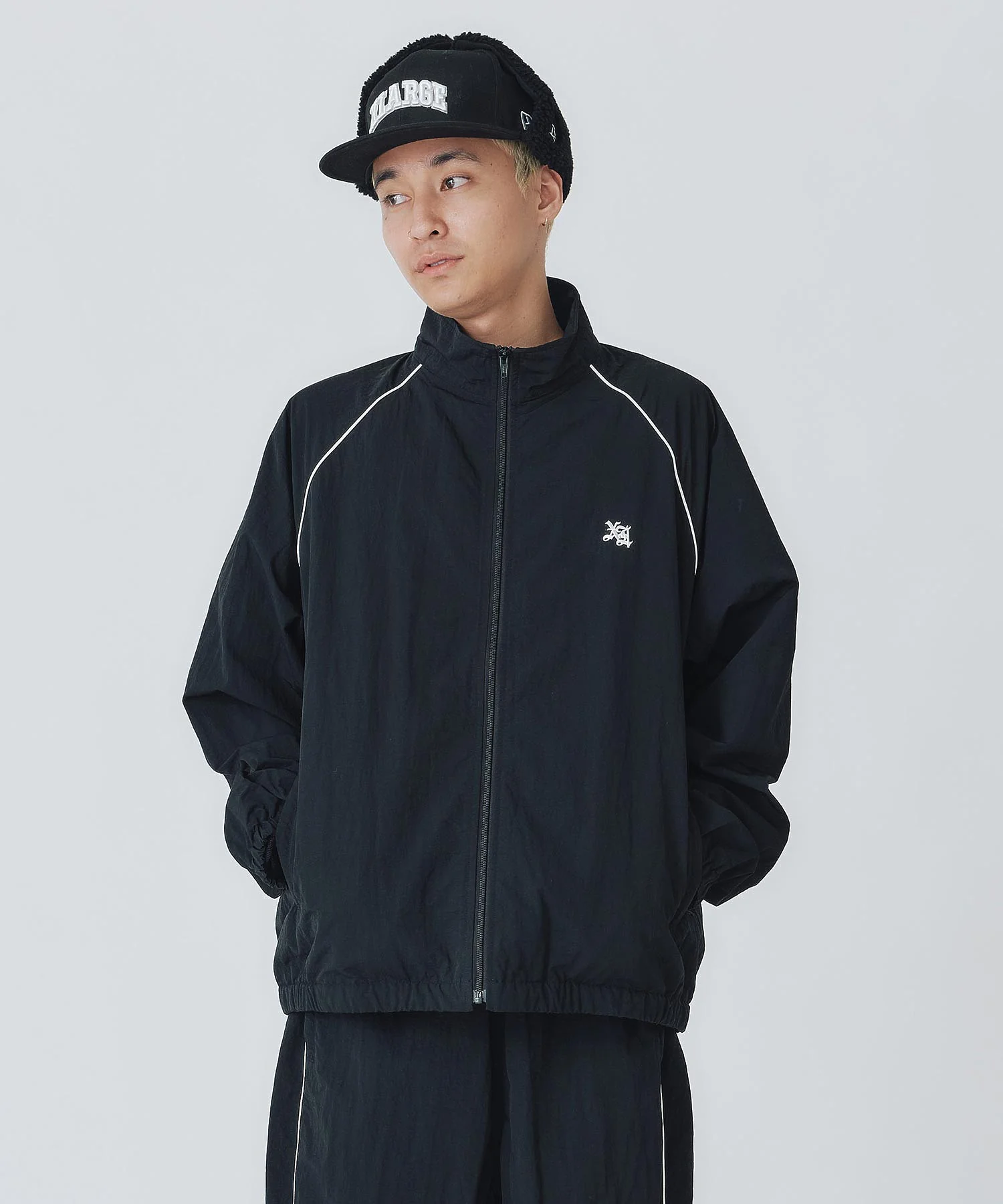OLD ENGLISH NYLON TRACK JACKET XLARGE - Image 13