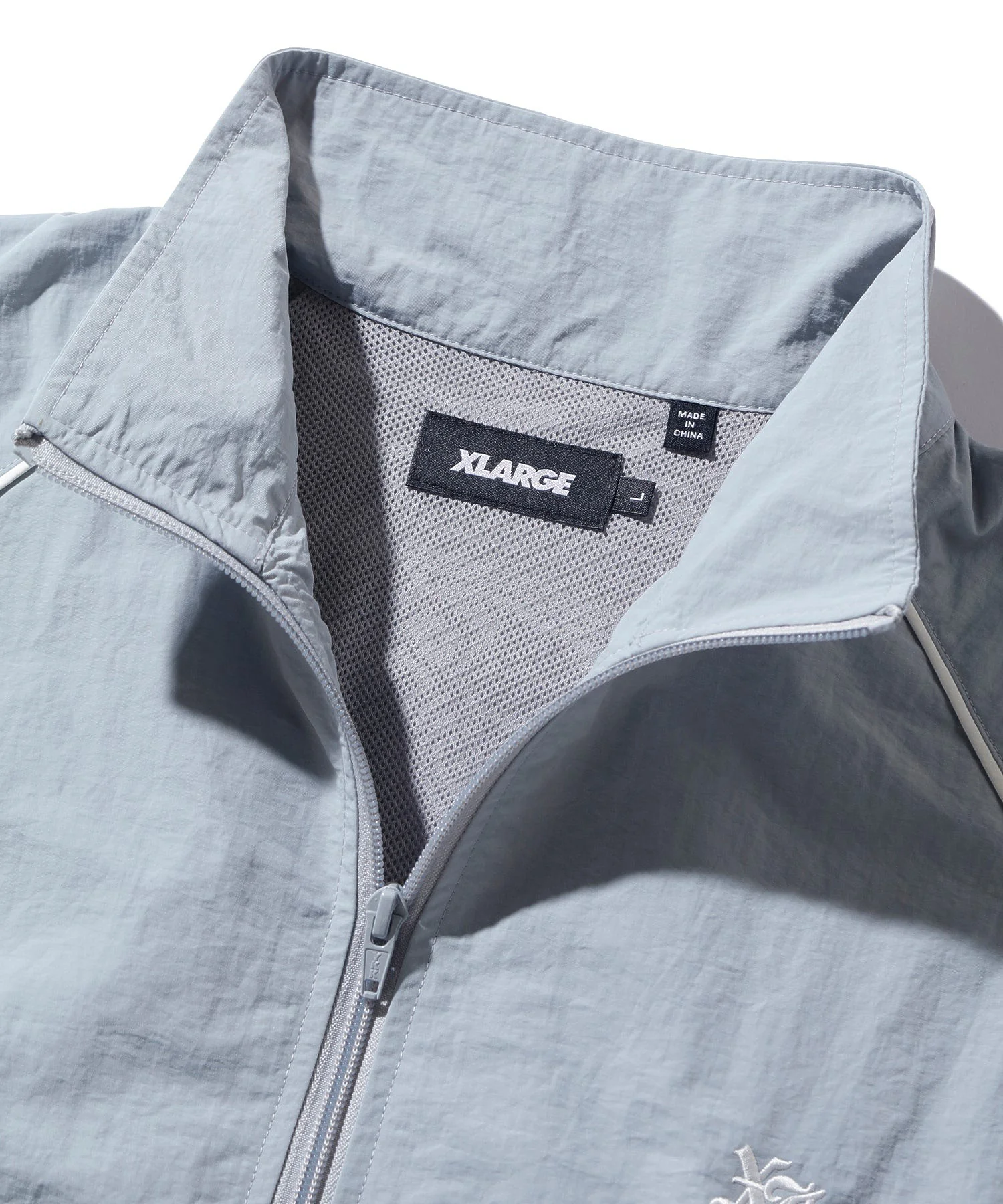 OLD ENGLISH NYLON TRACK JACKET XLARGE - Image 5