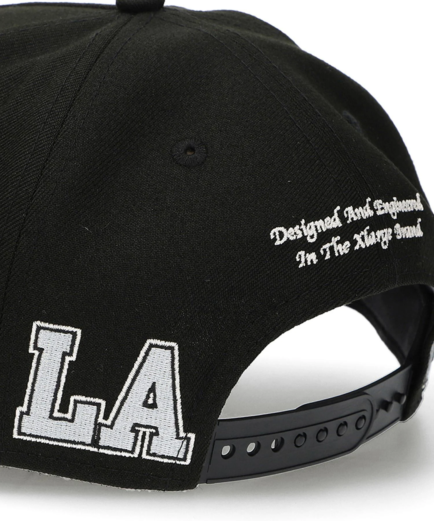 XLARGE×NEW ERA VARSITY CAP - Image 12