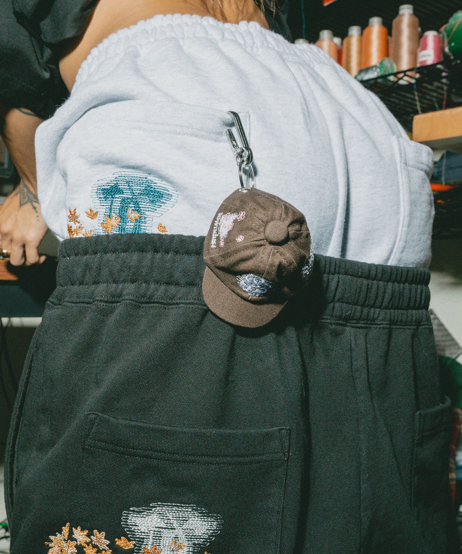 XLARGE×towndust MINI CAP KEYCHAIN - Image 15