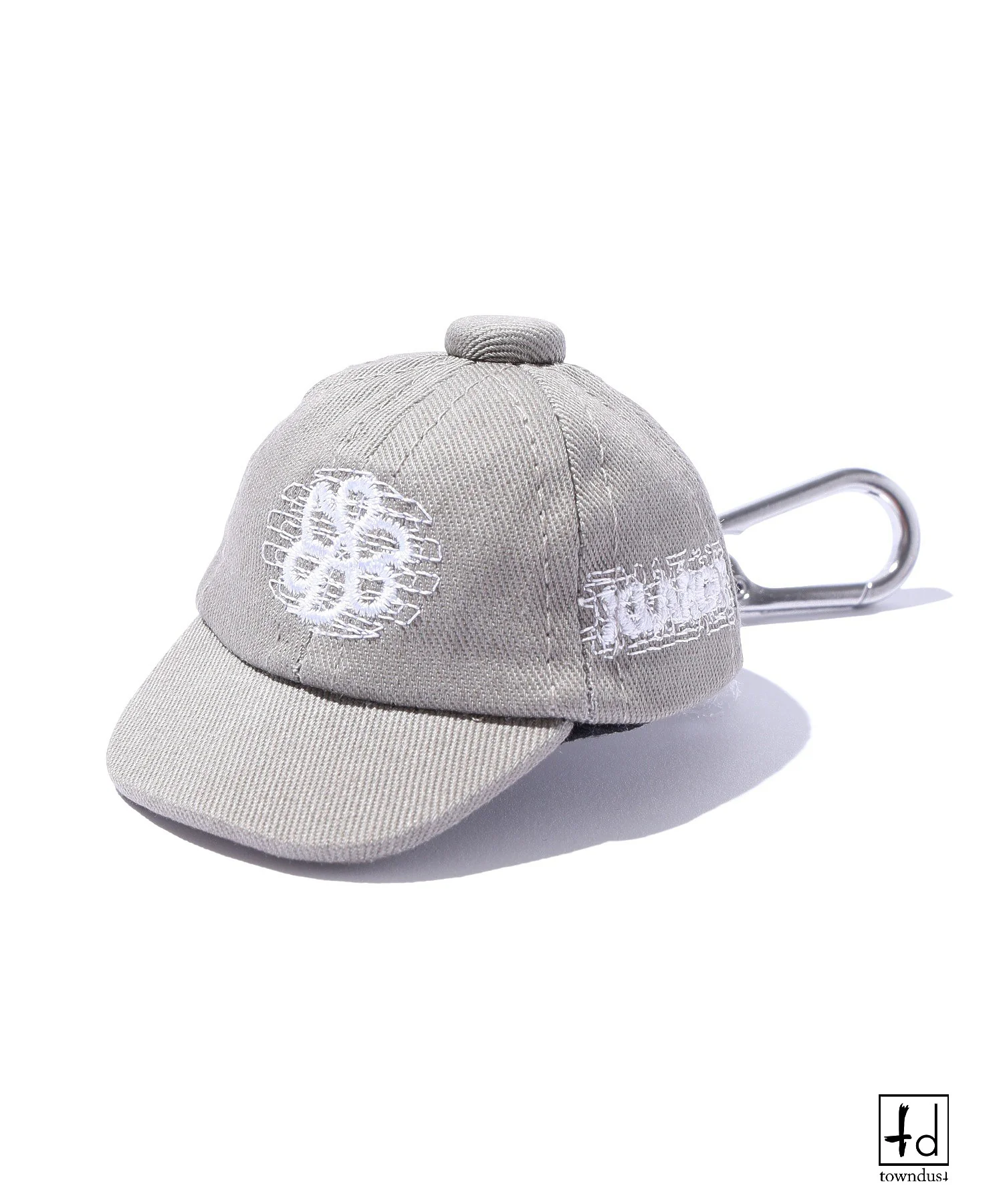 XLARGE×towndust MINI CAP KEYCHAIN - Image 4