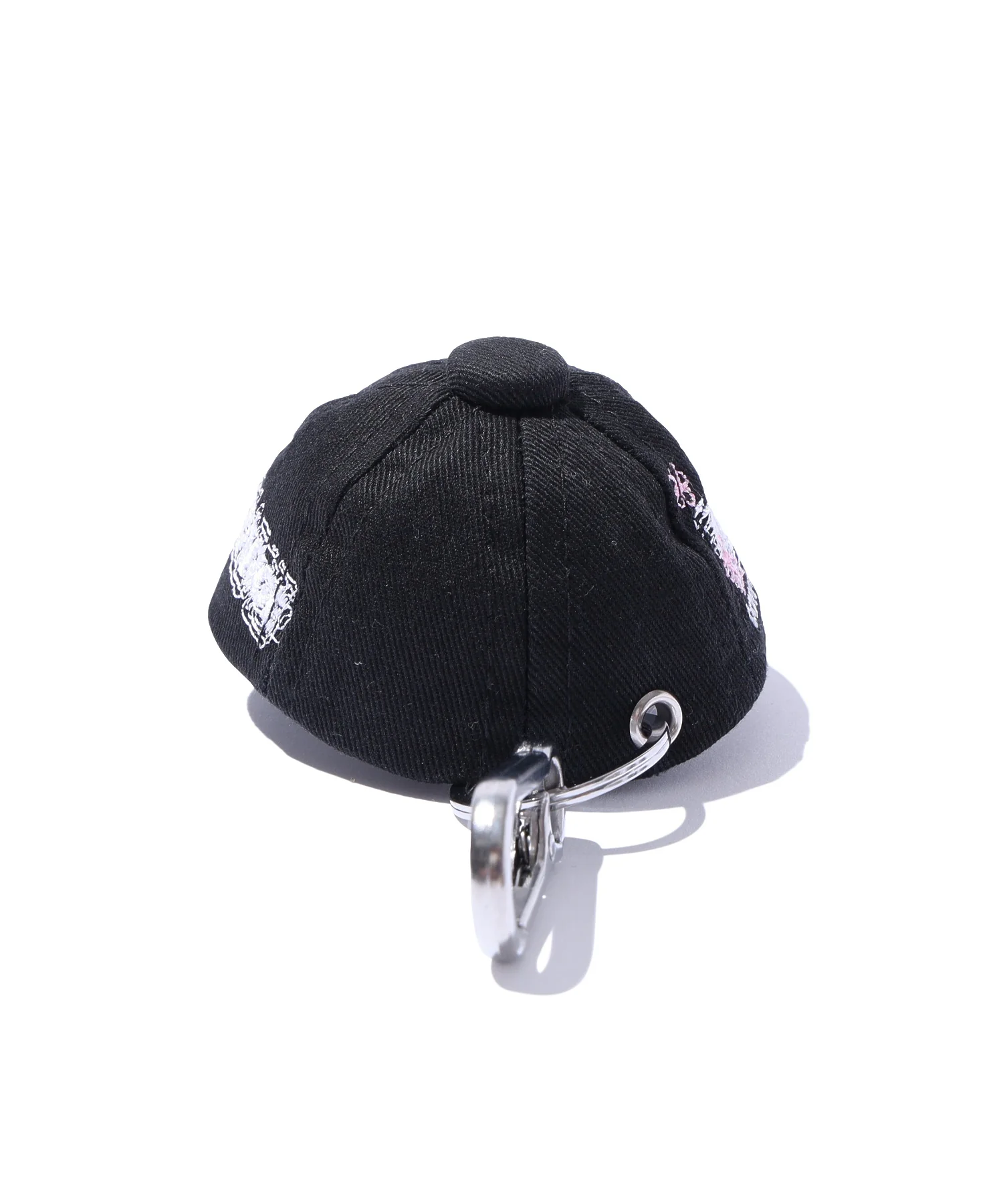 XLARGE×towndust MINI CAP KEYCHAIN - Image 8