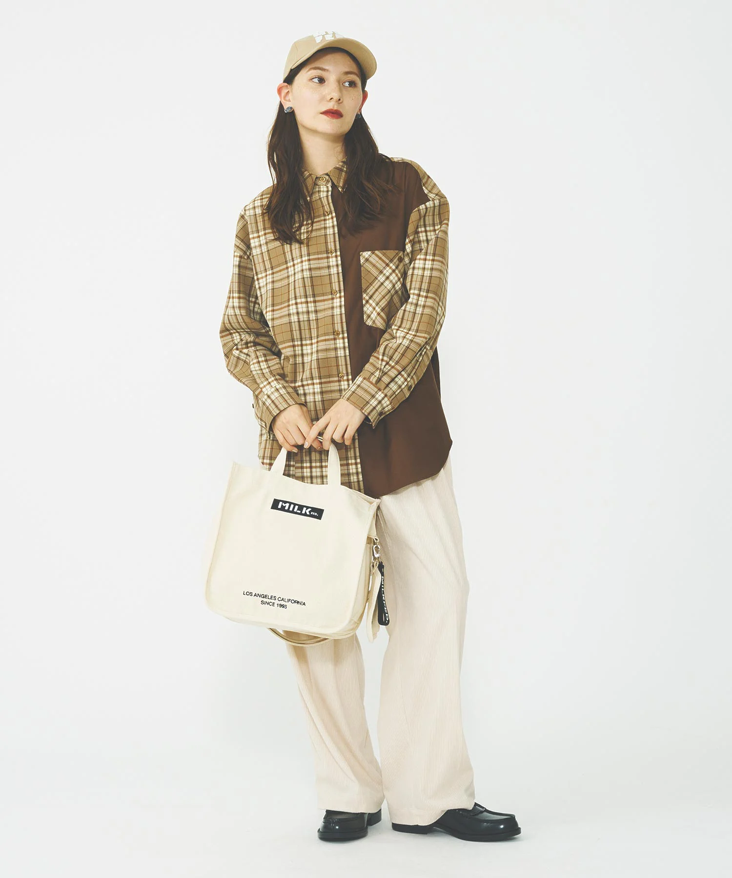 EMBROIDERED BAR SHOULDER BAG W/STRAP MILKFED. - Image 32