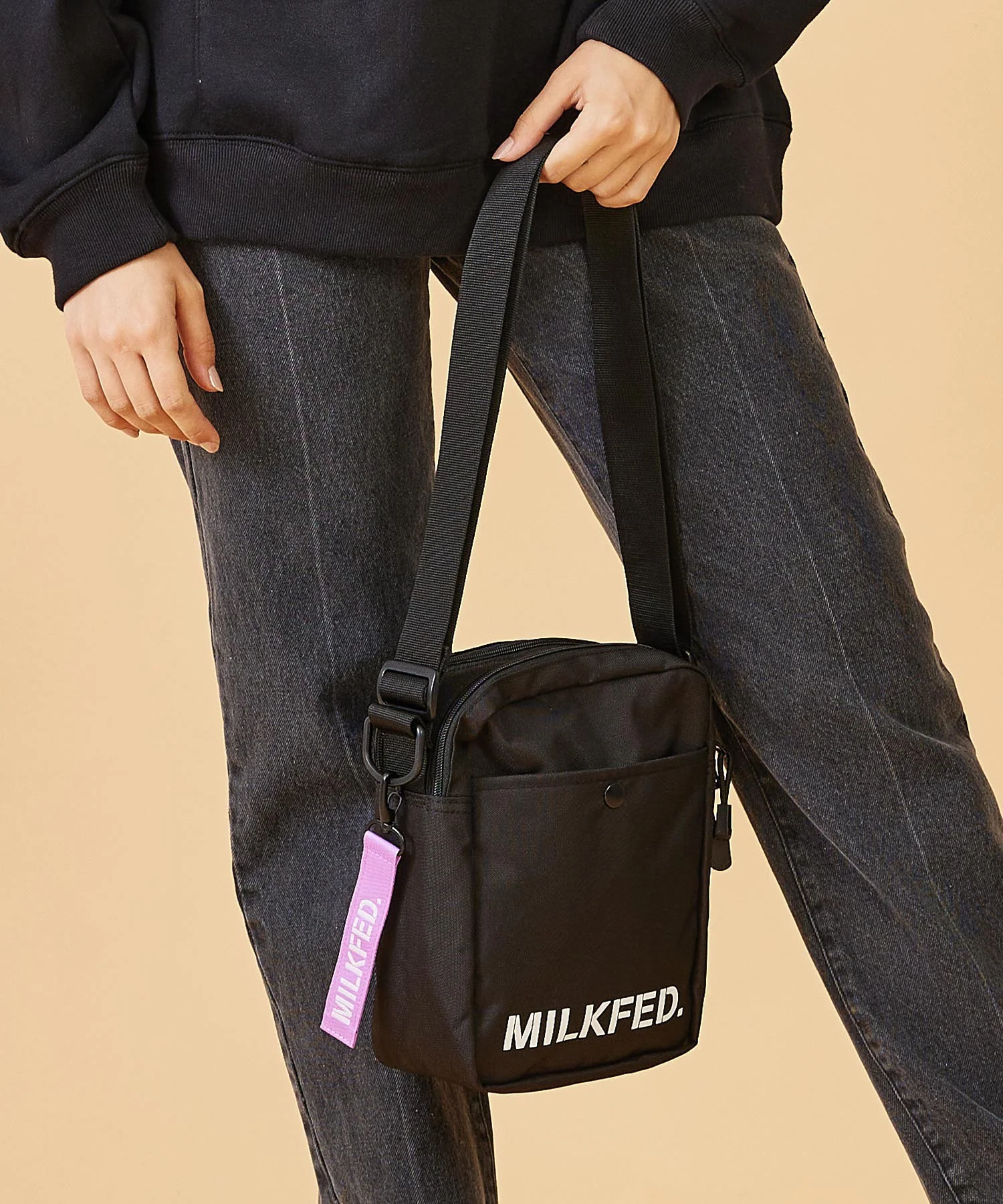 RECTANGLE SHOULDER BAG MILKFED. - Image 26
