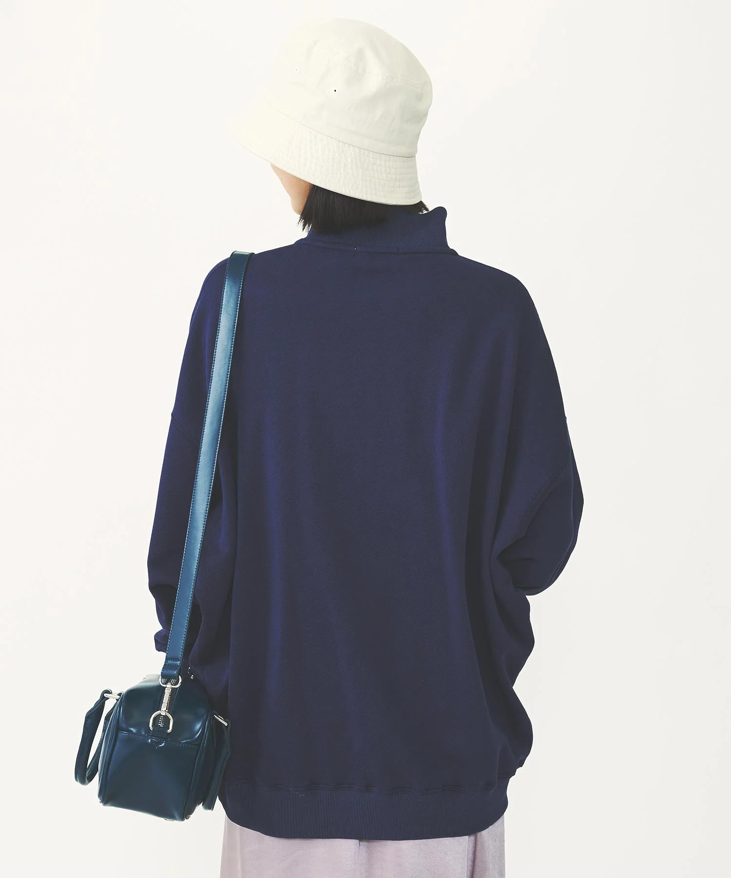 COLLEGE LOGO HALF ZIP TOP - Image 17