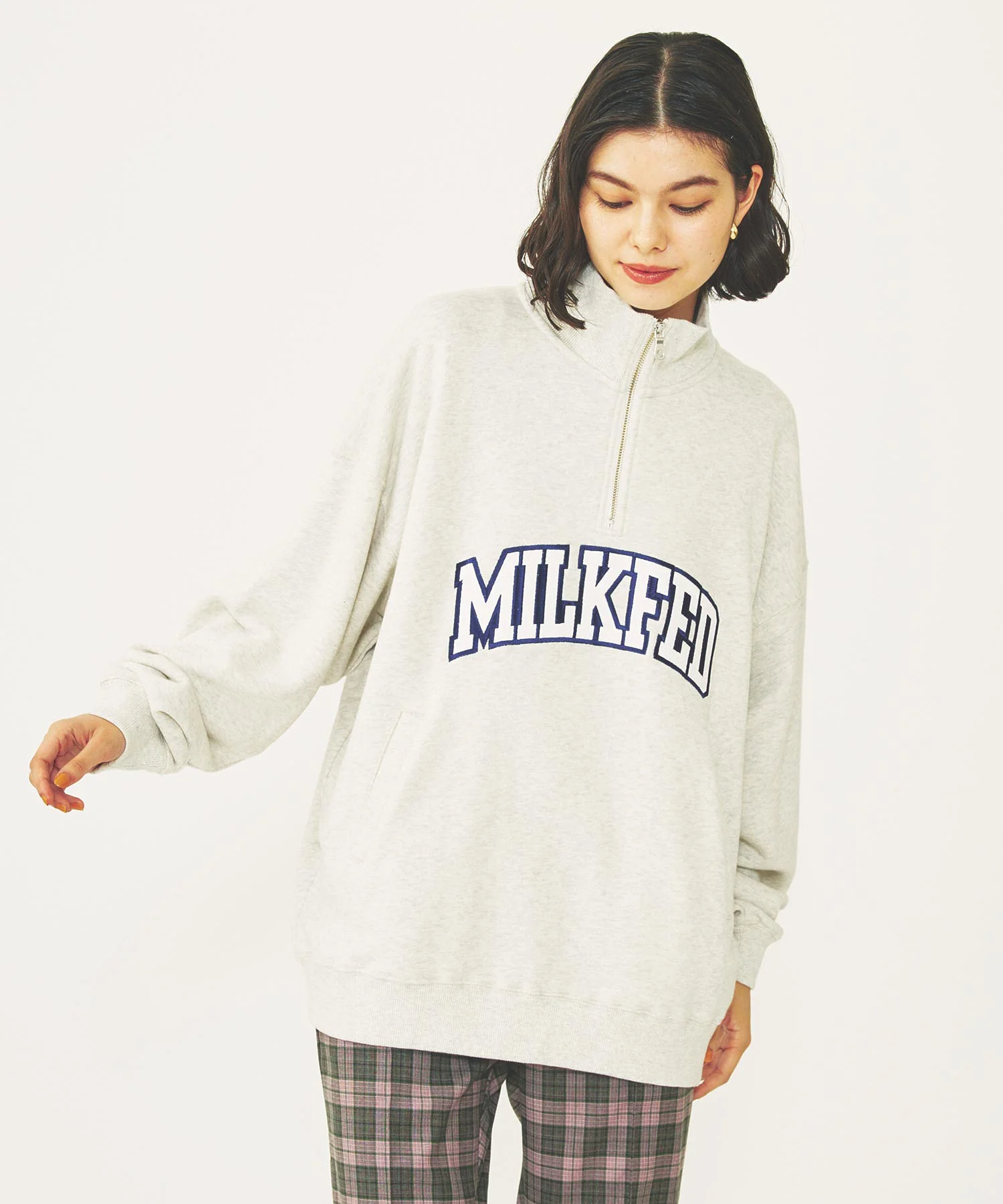 COLLEGE LOGO HALF ZIP TOP - Image 27