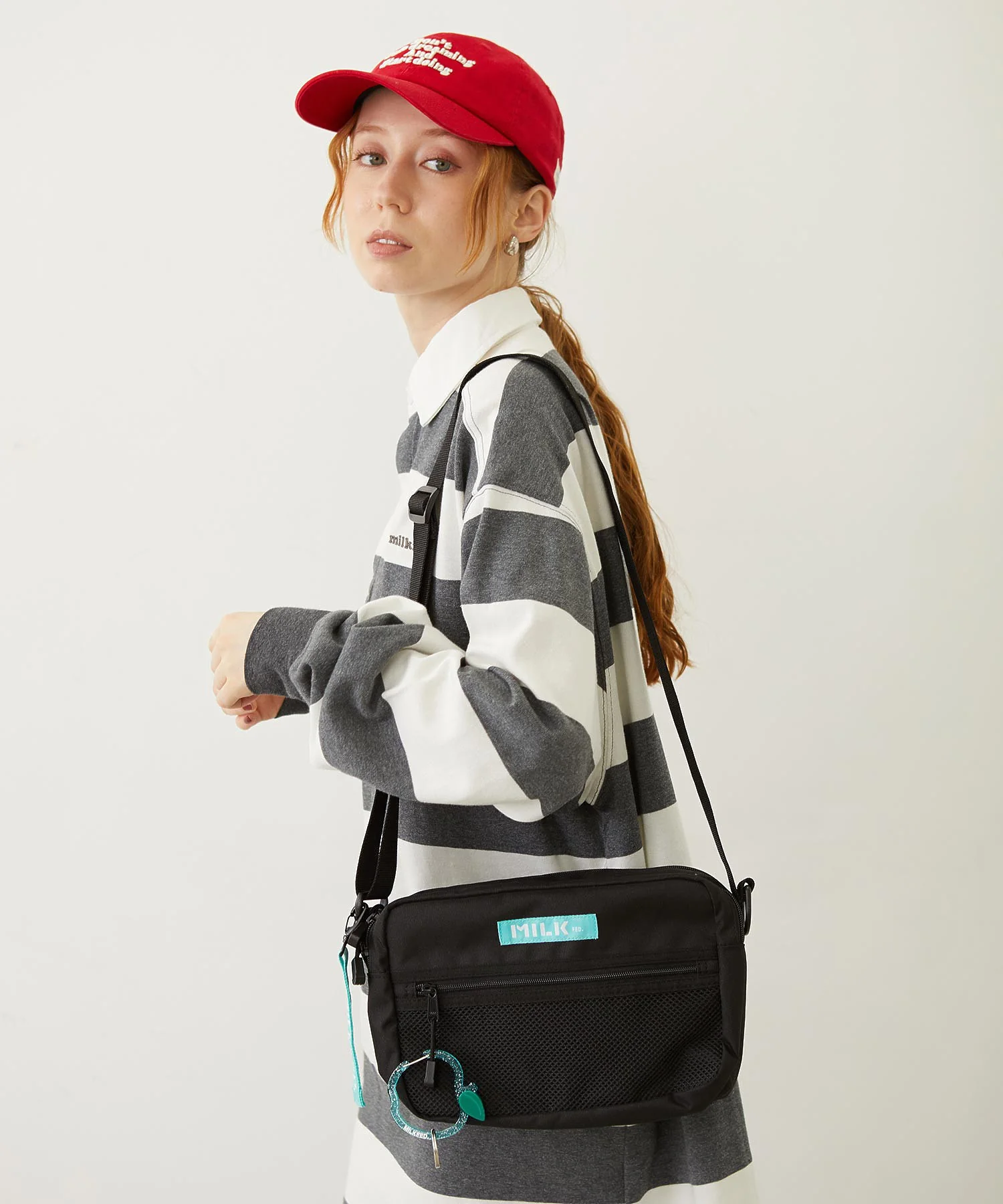 GLITTER APPLE CARABINER - Image 12