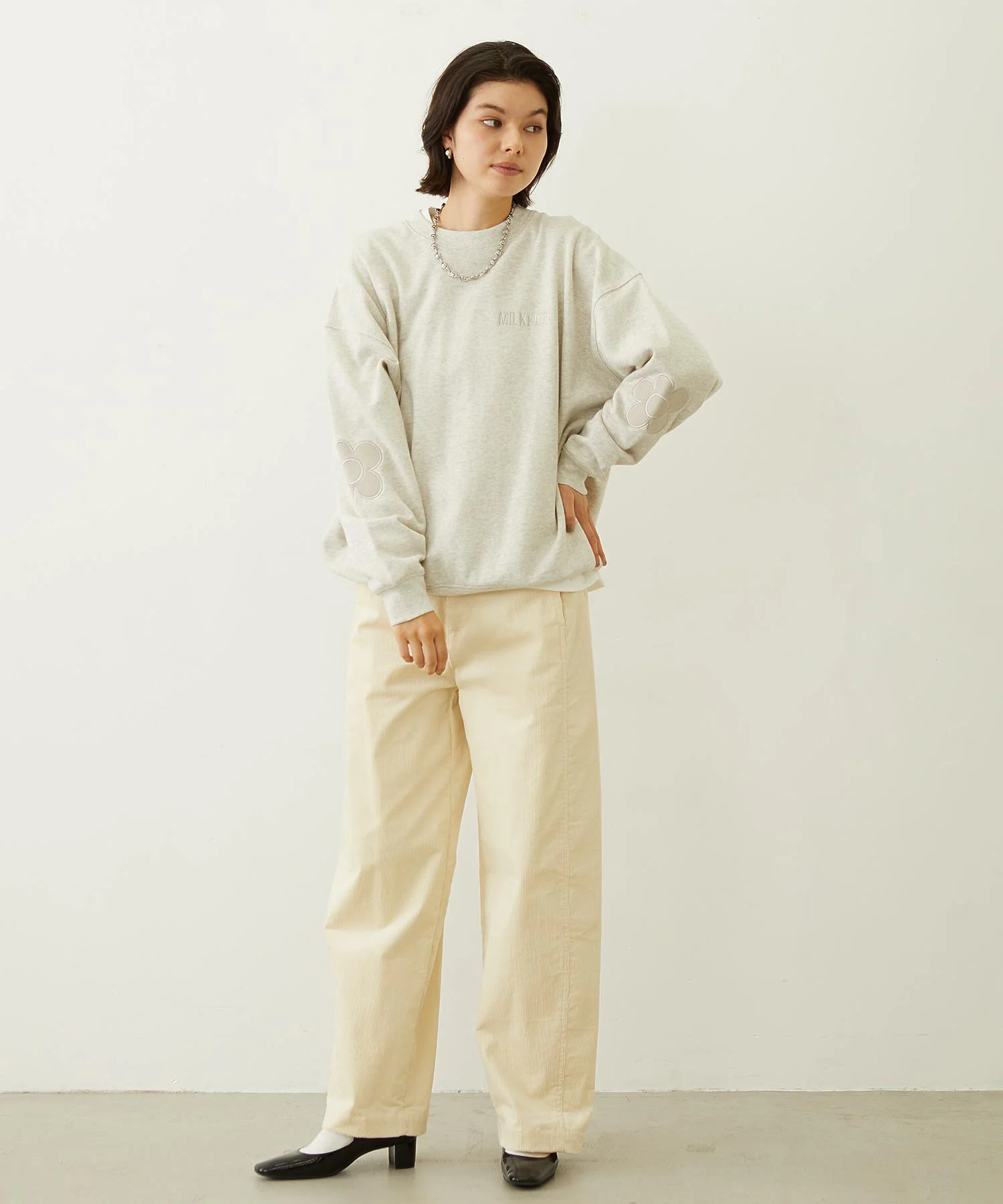 FLOWER ELBOW PATCH SWEAT TOP - Image 14
