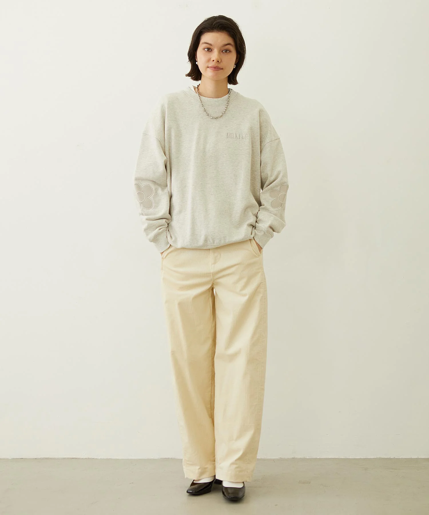 FLOWER ELBOW PATCH SWEAT TOP - Image 15