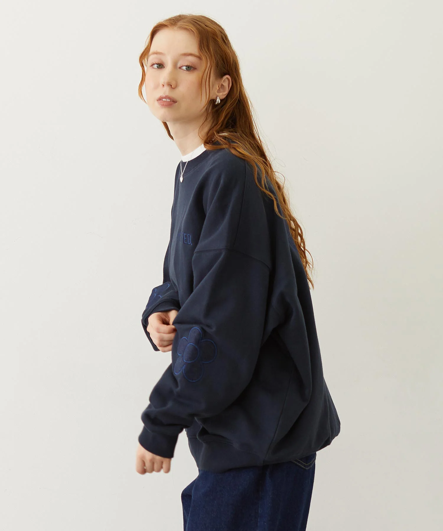 FLOWER ELBOW PATCH SWEAT TOP - Image 19