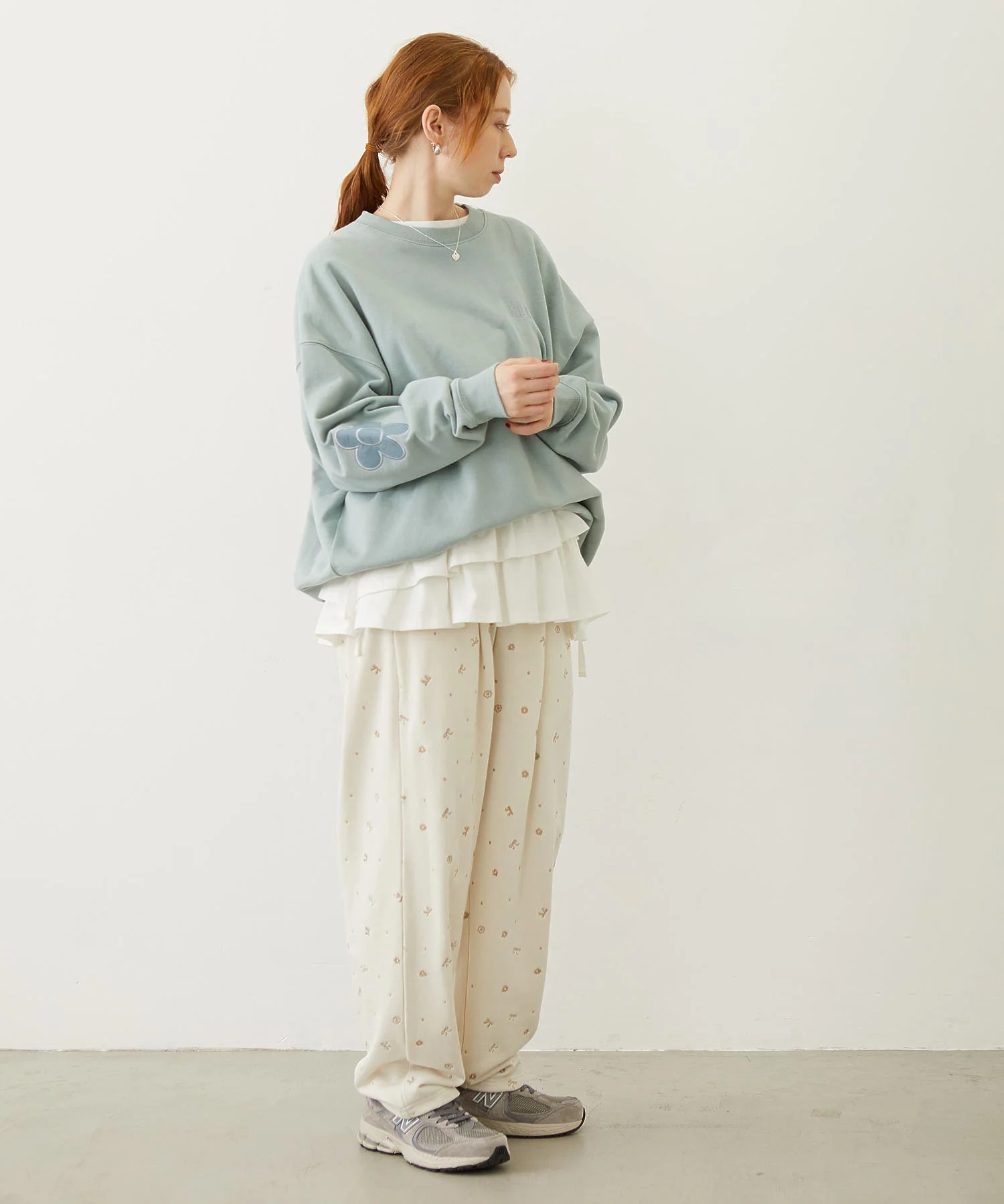 FLOWER ELBOW PATCH SWEAT TOP - Image 7