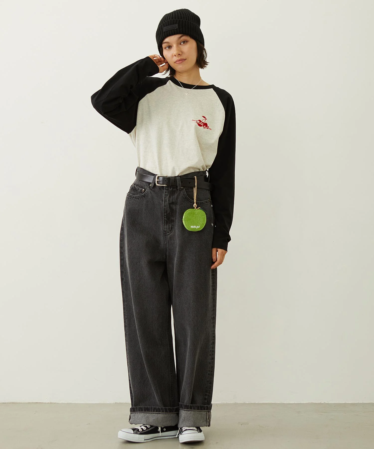 APPLE POUCH - Image 11