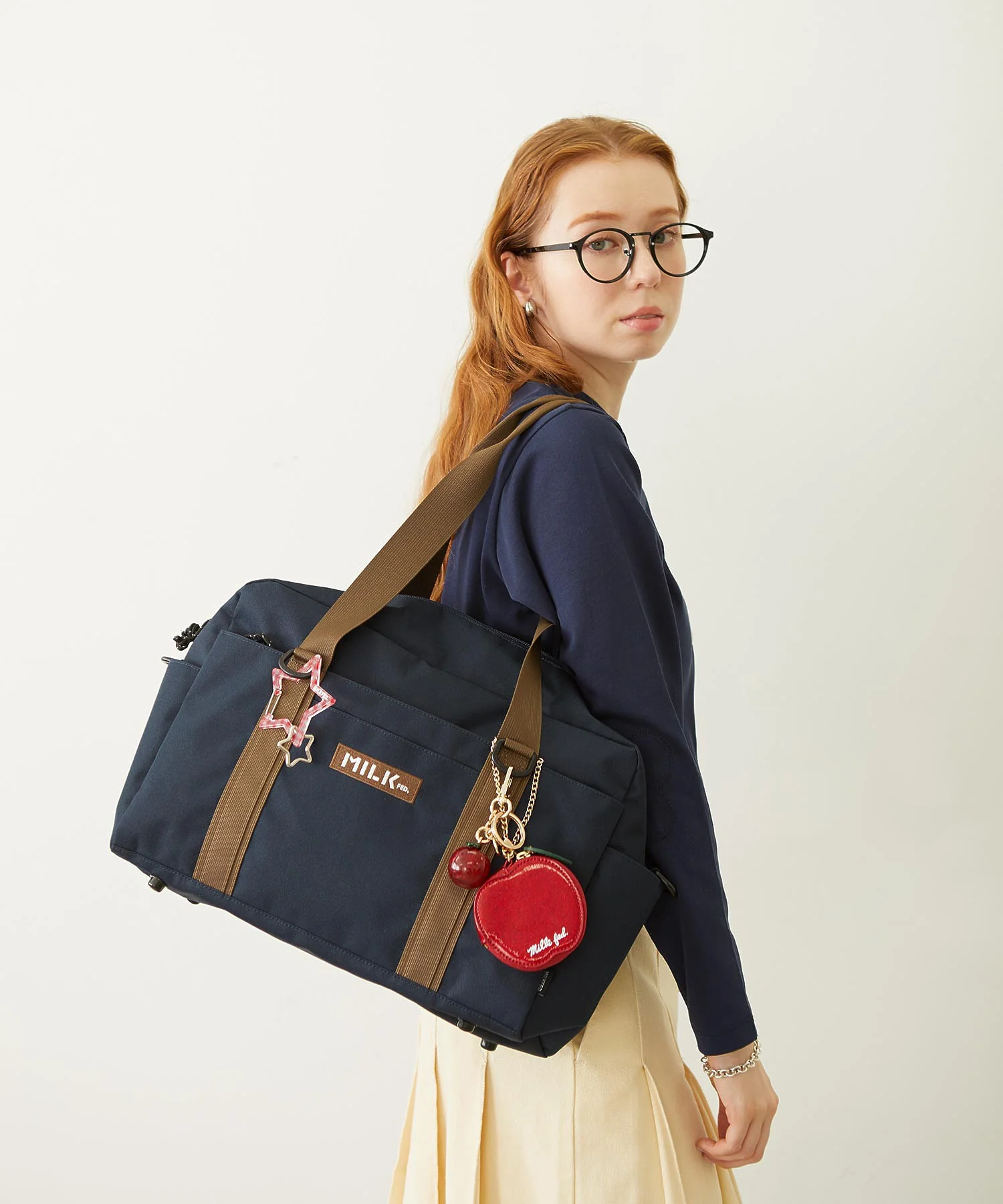 APPLE POUCH - Image 22