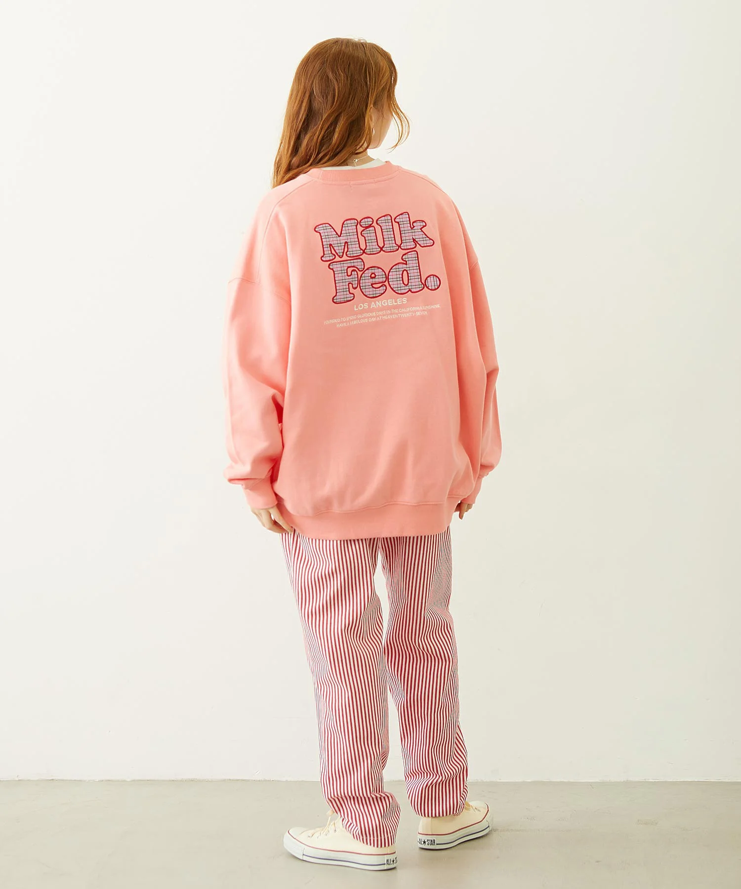 MILKFED. PLAID LOGO WIDE CREW SWEAT - Image 23