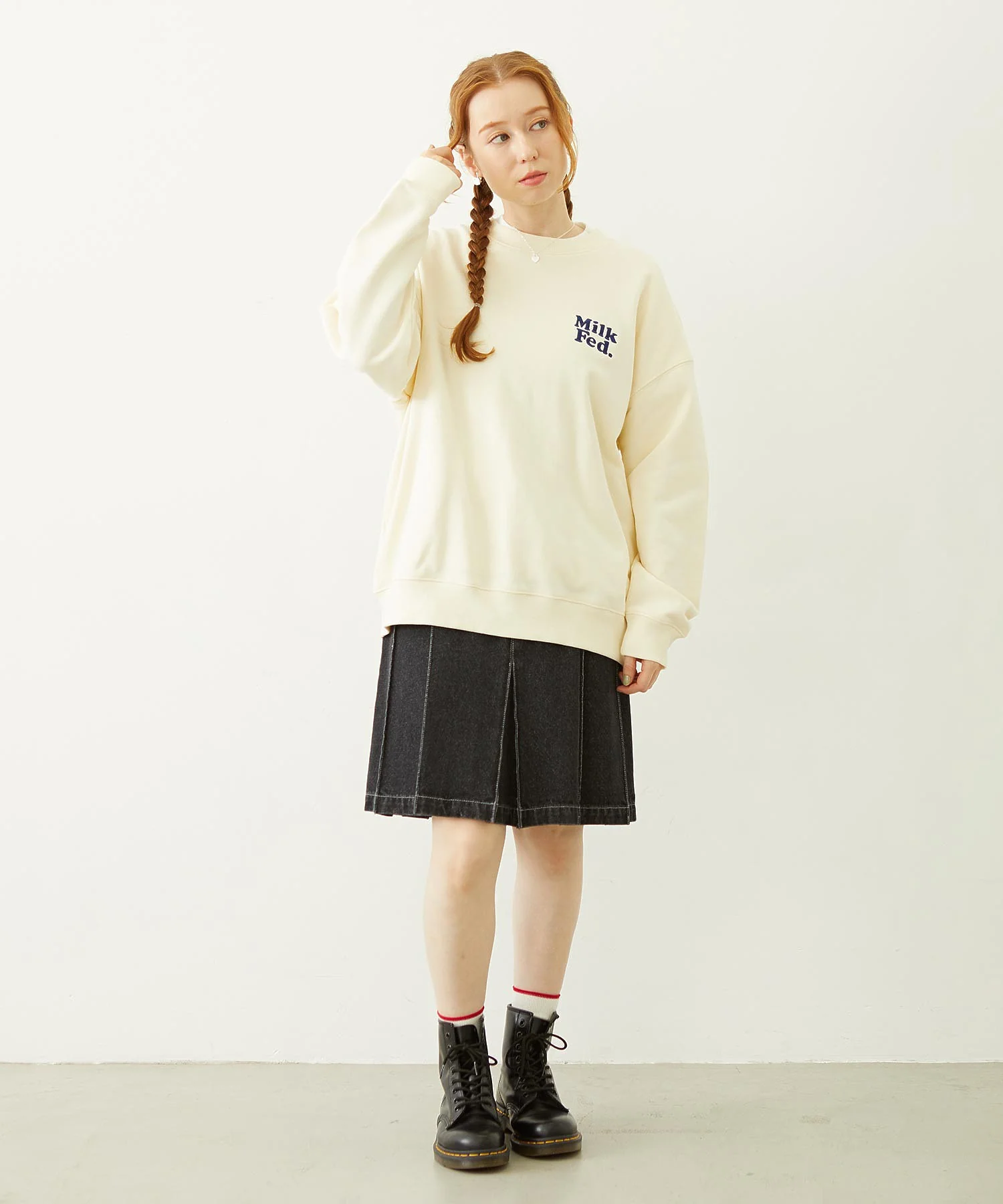 MILKFED. PLAID LOGO WIDE CREW SWEAT - Image 8