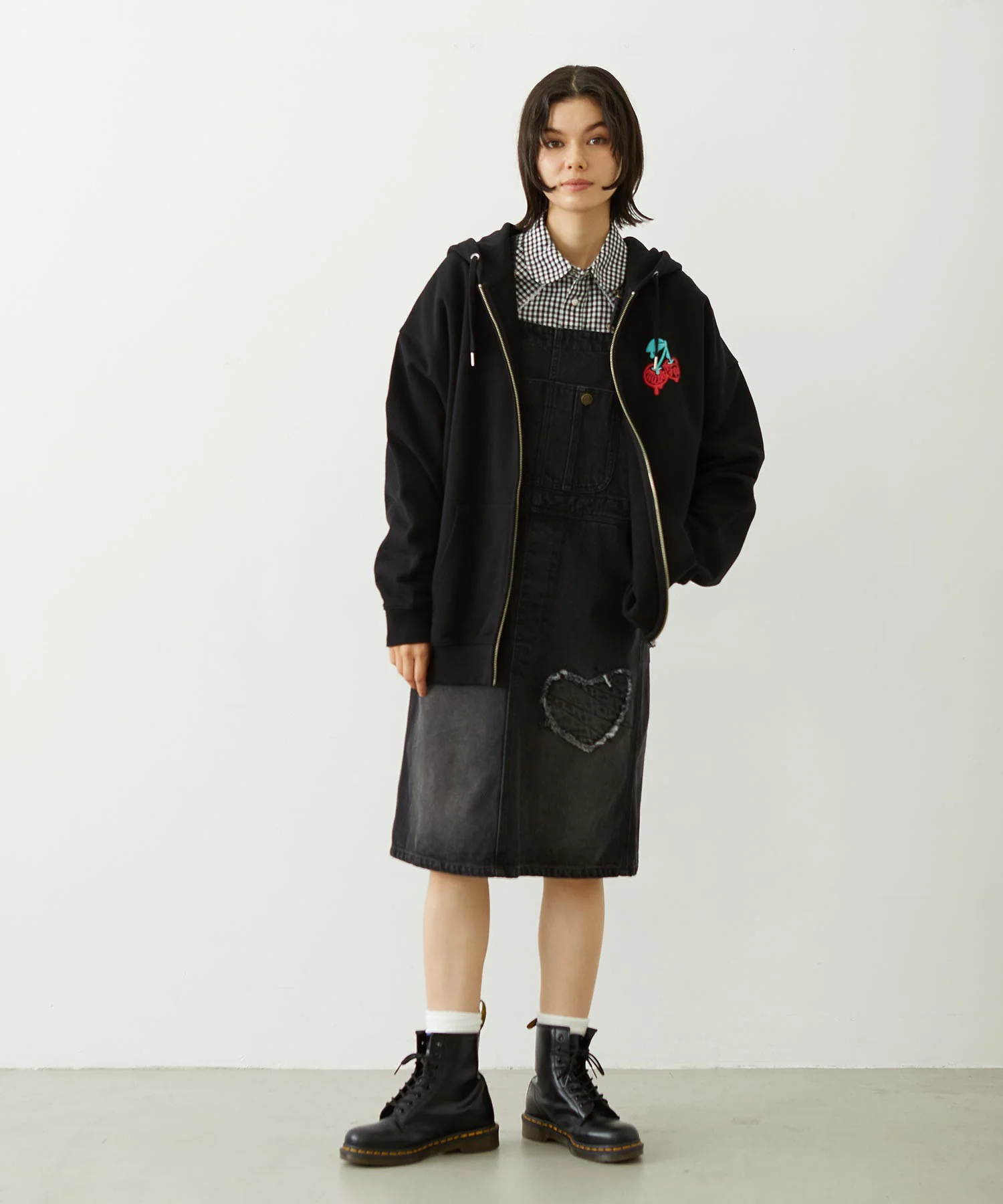 MELTY CHERRY WIDE ZIP UP HOODIE - Image 14