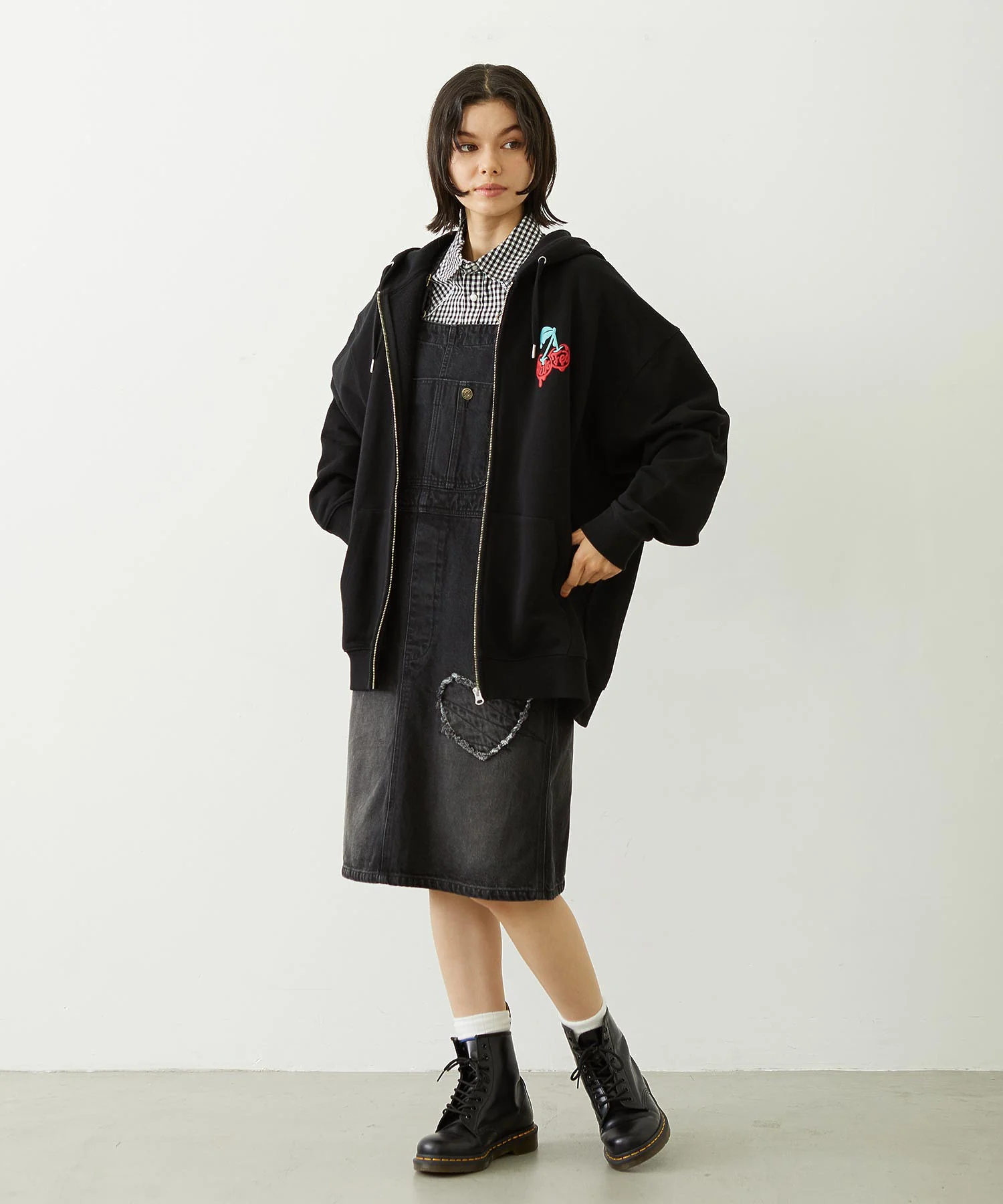 MELTY CHERRY WIDE ZIP UP HOODIE - Image 15