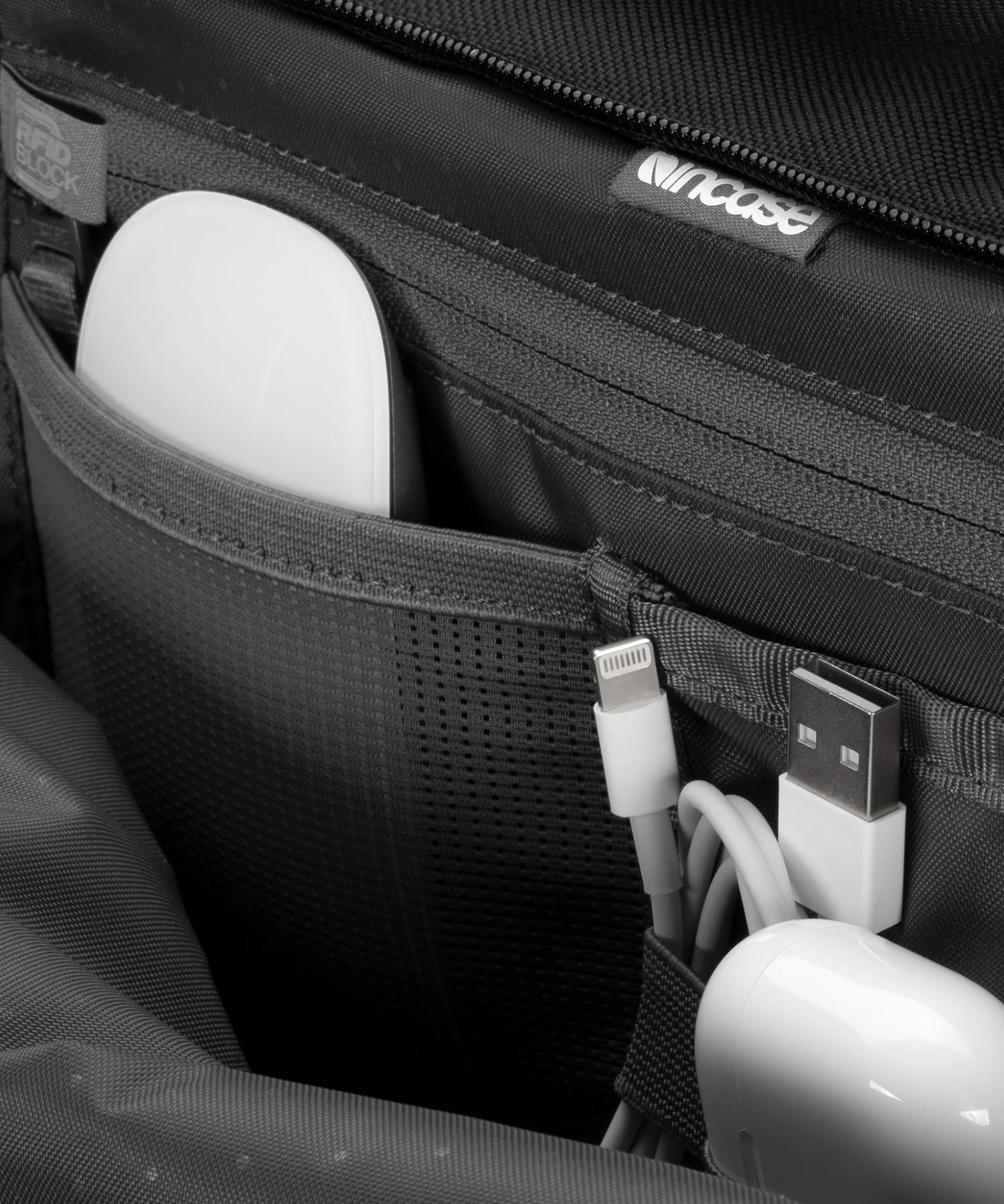 INCO100682-BLK Incase A R C Travel Pack- Black - Image 14