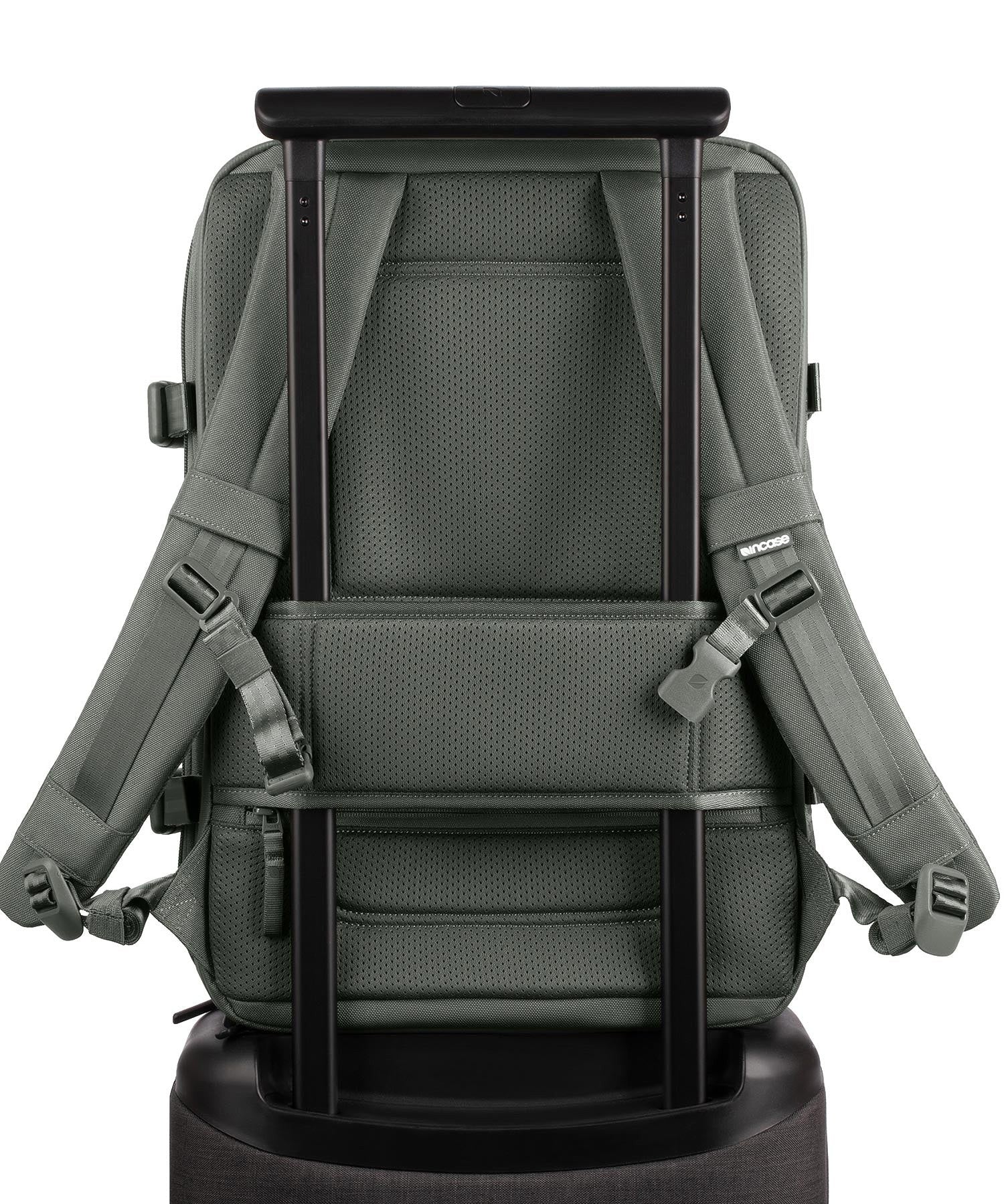 INCO100682-SIV Incase A R C Travel Pack - Smoked Ivy - Image 12