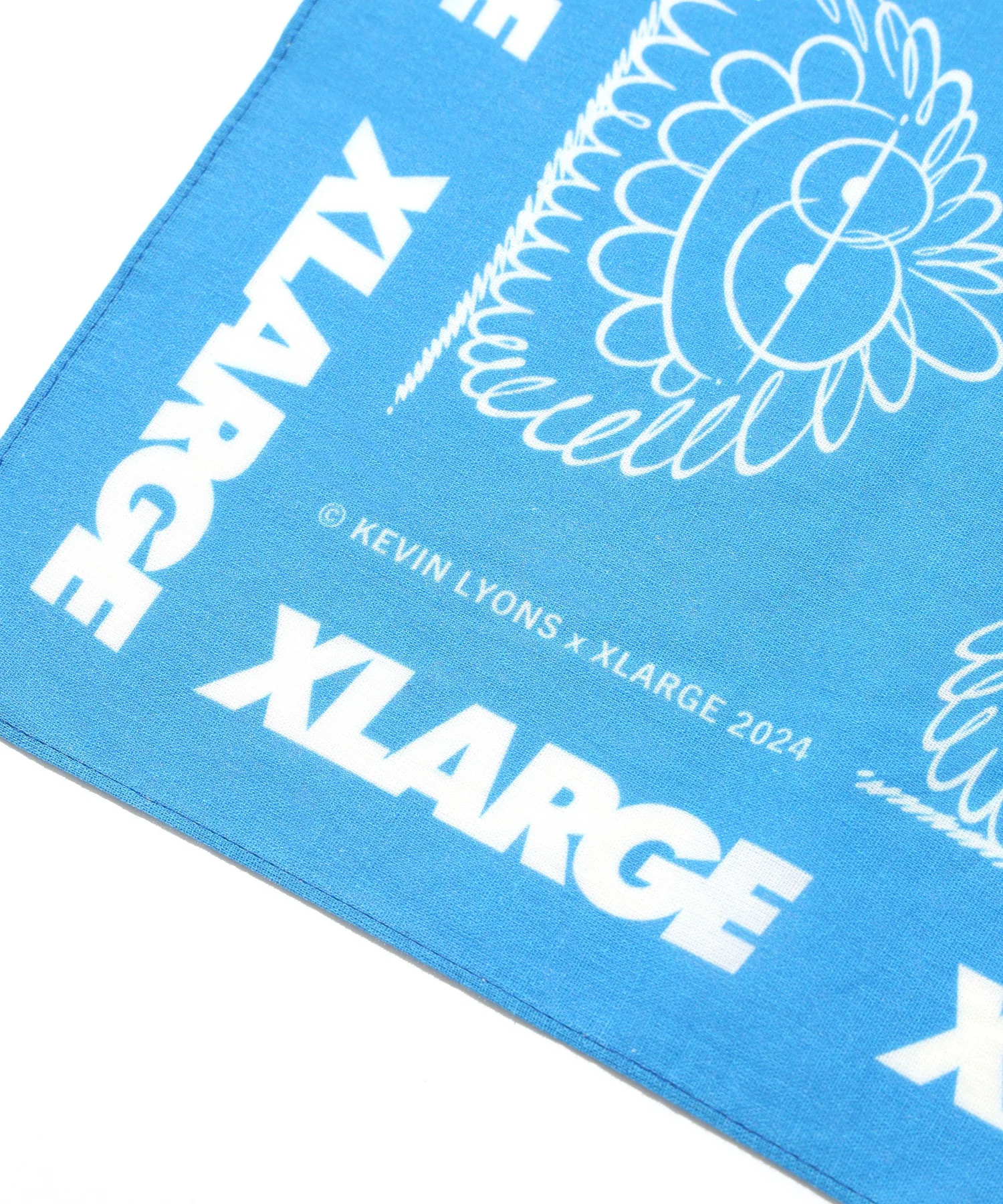 XLARGE×KEVIN LYONS BANDANA calif-ART - Image 4