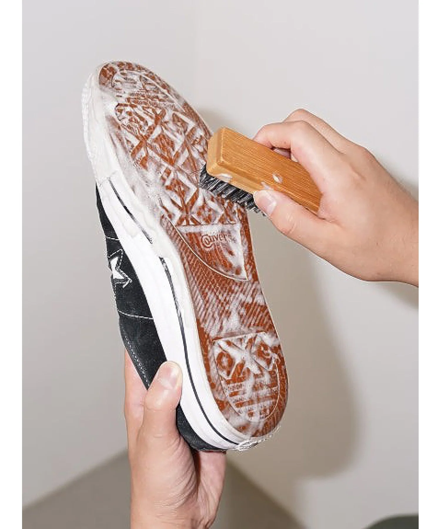 【シューズメンテナンス用品 スニーカークリーナー/プレミアムブラシ/トライアルワイプのセット】SNEAKER LAB/スニーカーラボ/ SNEAKER LAB BASIC KIT - 2 PIECE - Image 6