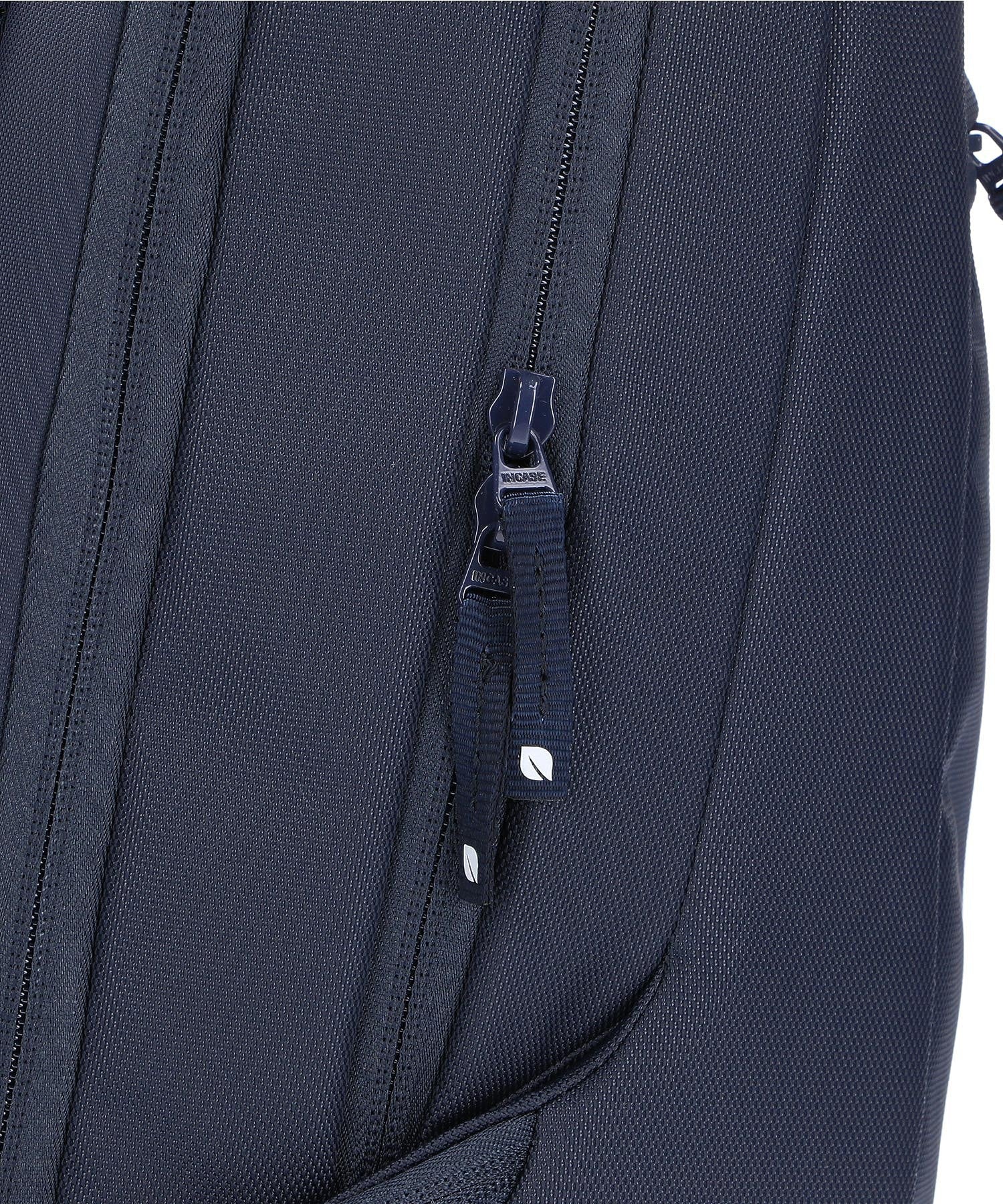 INBP10052-NVYINCASE ICON SLIM PACK - NYLON - Image 8